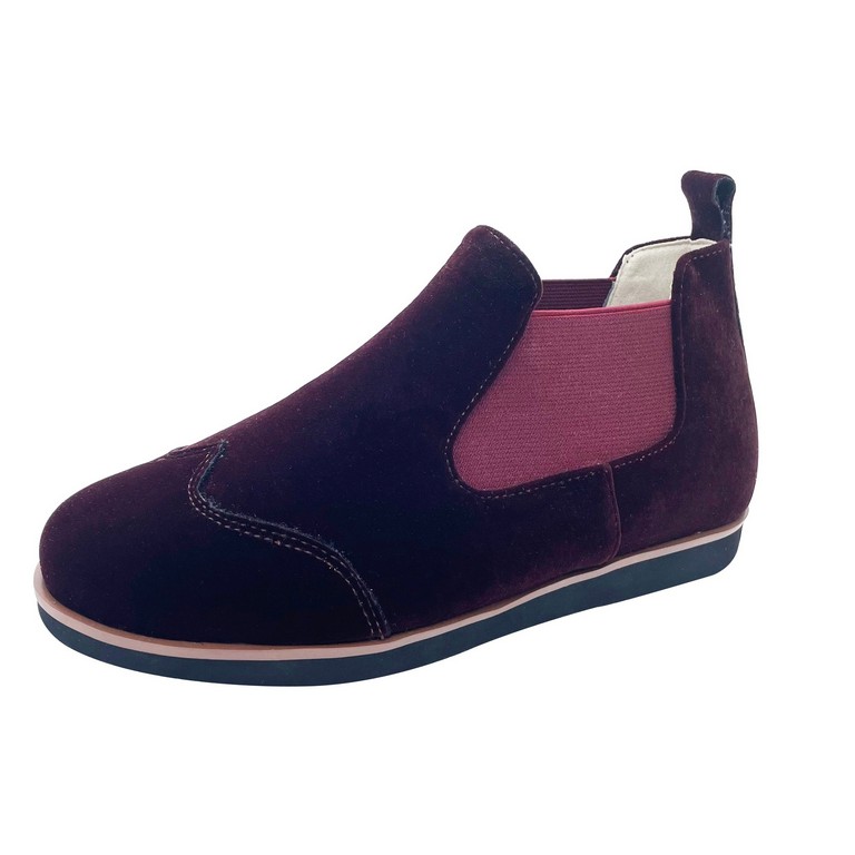Trendy Suede Chelsea Boots
