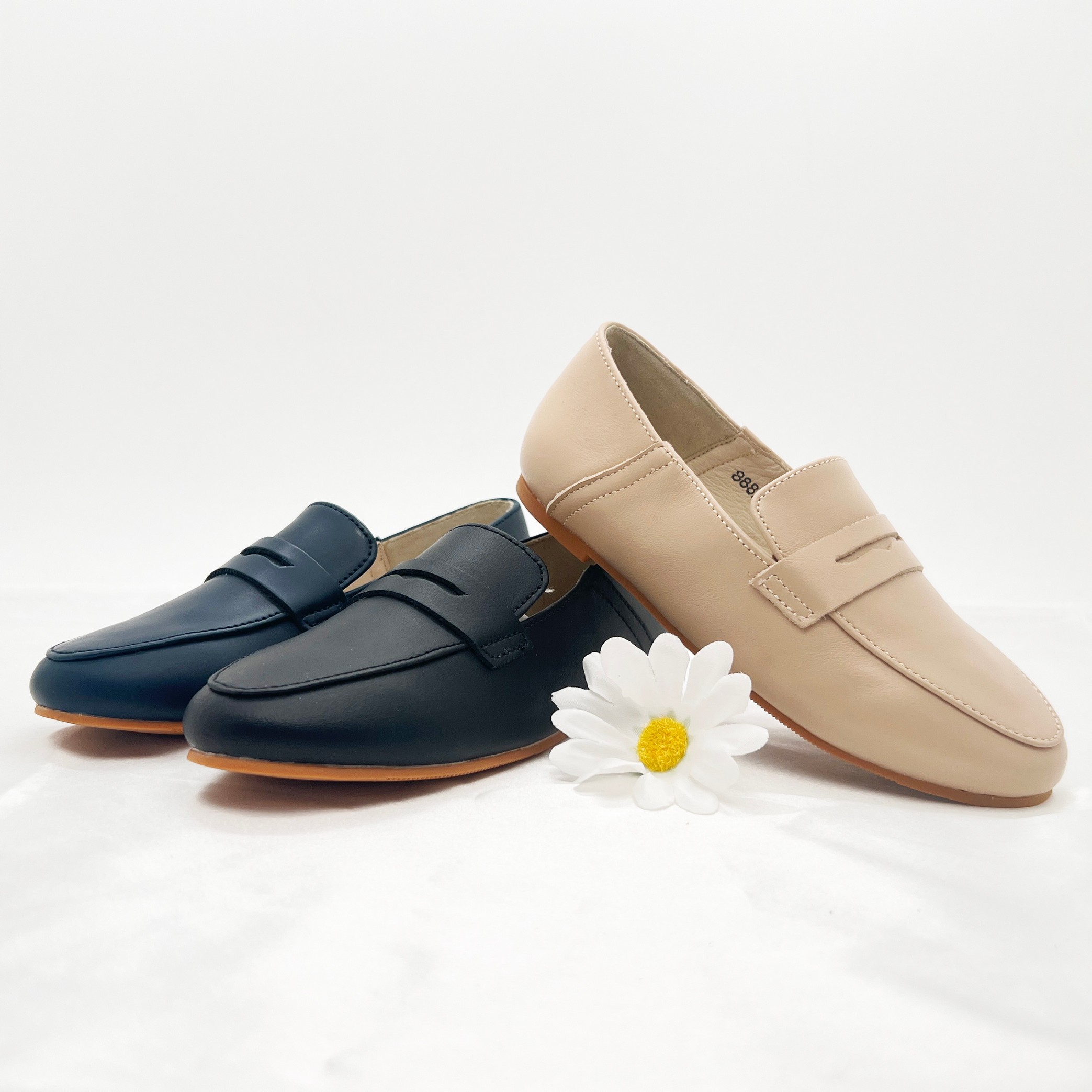 Your Personalized Leather Shoes Directly from Our Factory