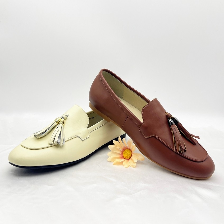 Women’s Tassel Leather Loafers - Dual-Tone Slip-On Casual Dress Shoes